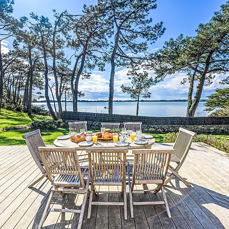 De La Pointe Du Blair By Interhome